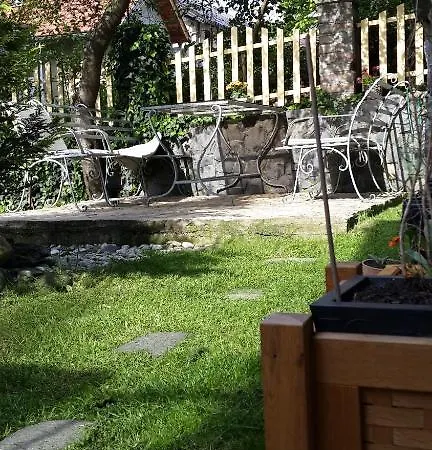 Apartments Sarajevo דירה *
